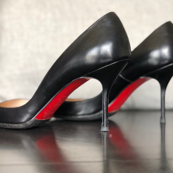 Christian Louboutin Black 35in Heels 